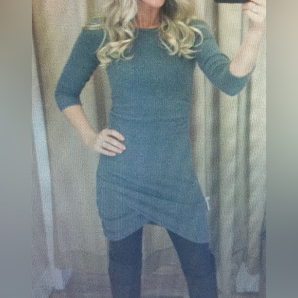 BCBG sweater dress xsmall - Picture 3 of 3